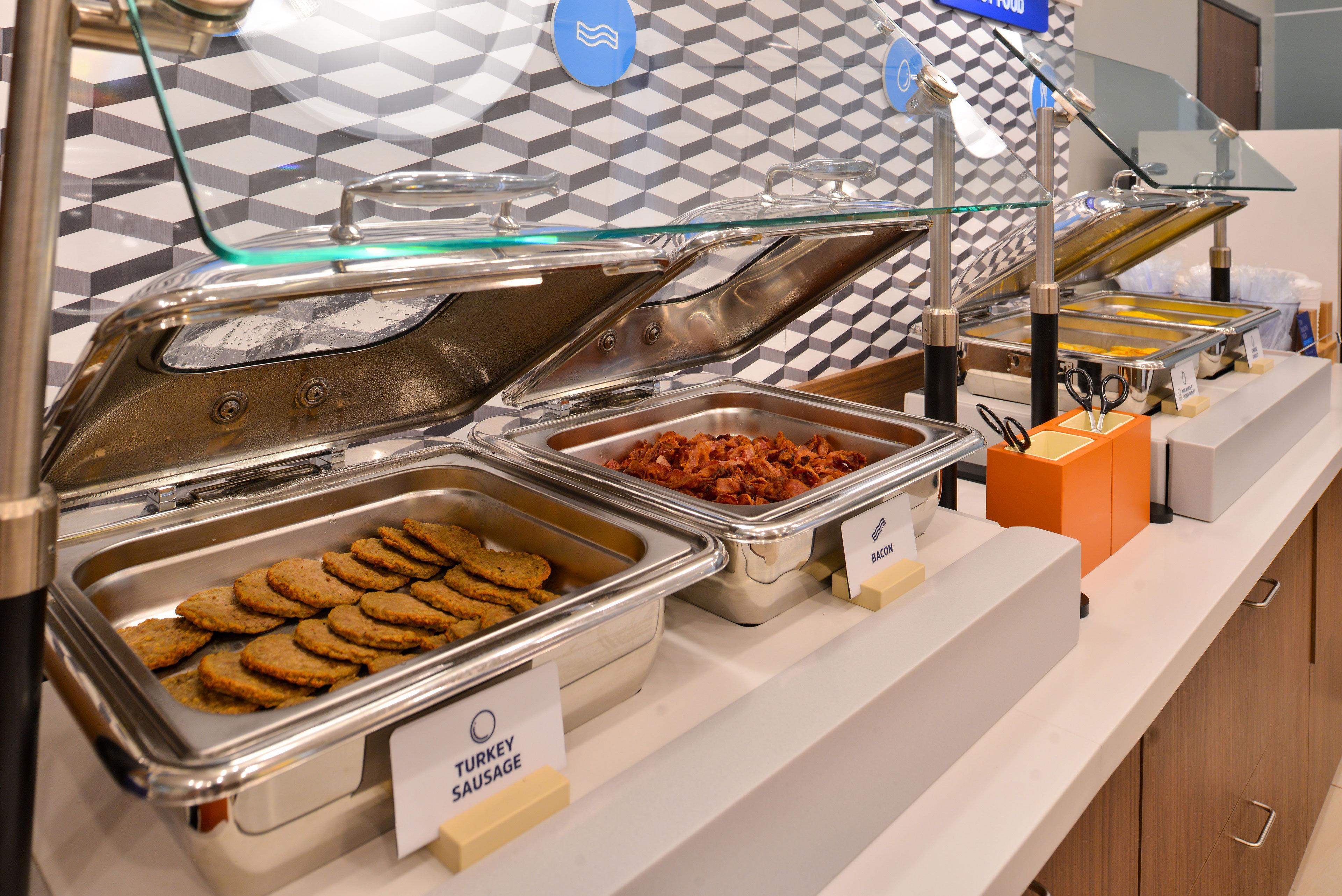 Holiday Inn Express & Suites Brady By Ihg Exteriér fotografie