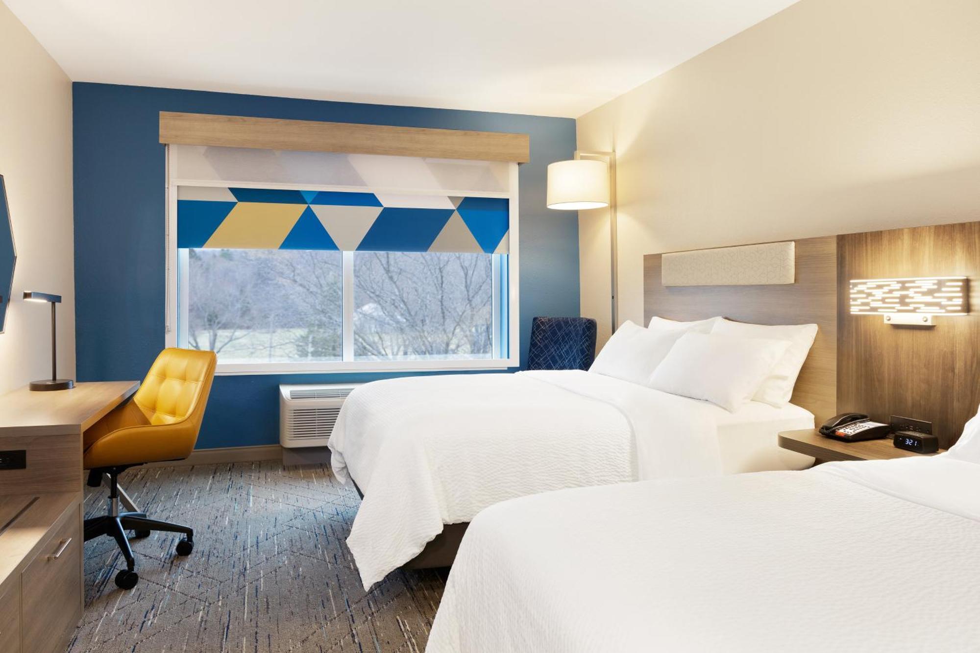 Holiday Inn Express & Suites Brady By Ihg Exteriér fotografie