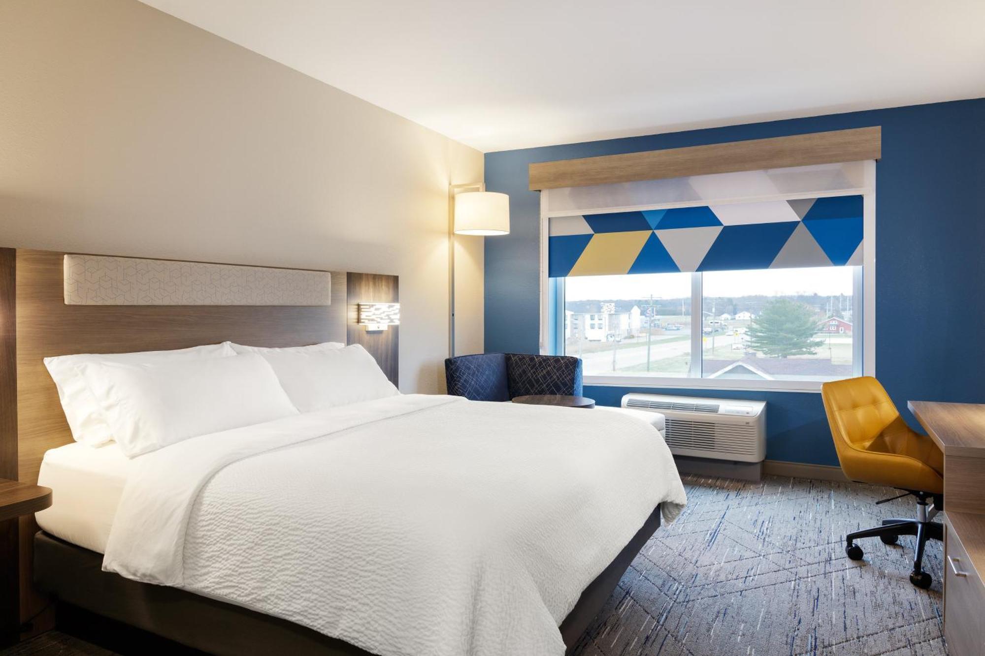 Holiday Inn Express & Suites Brady By Ihg Exteriér fotografie