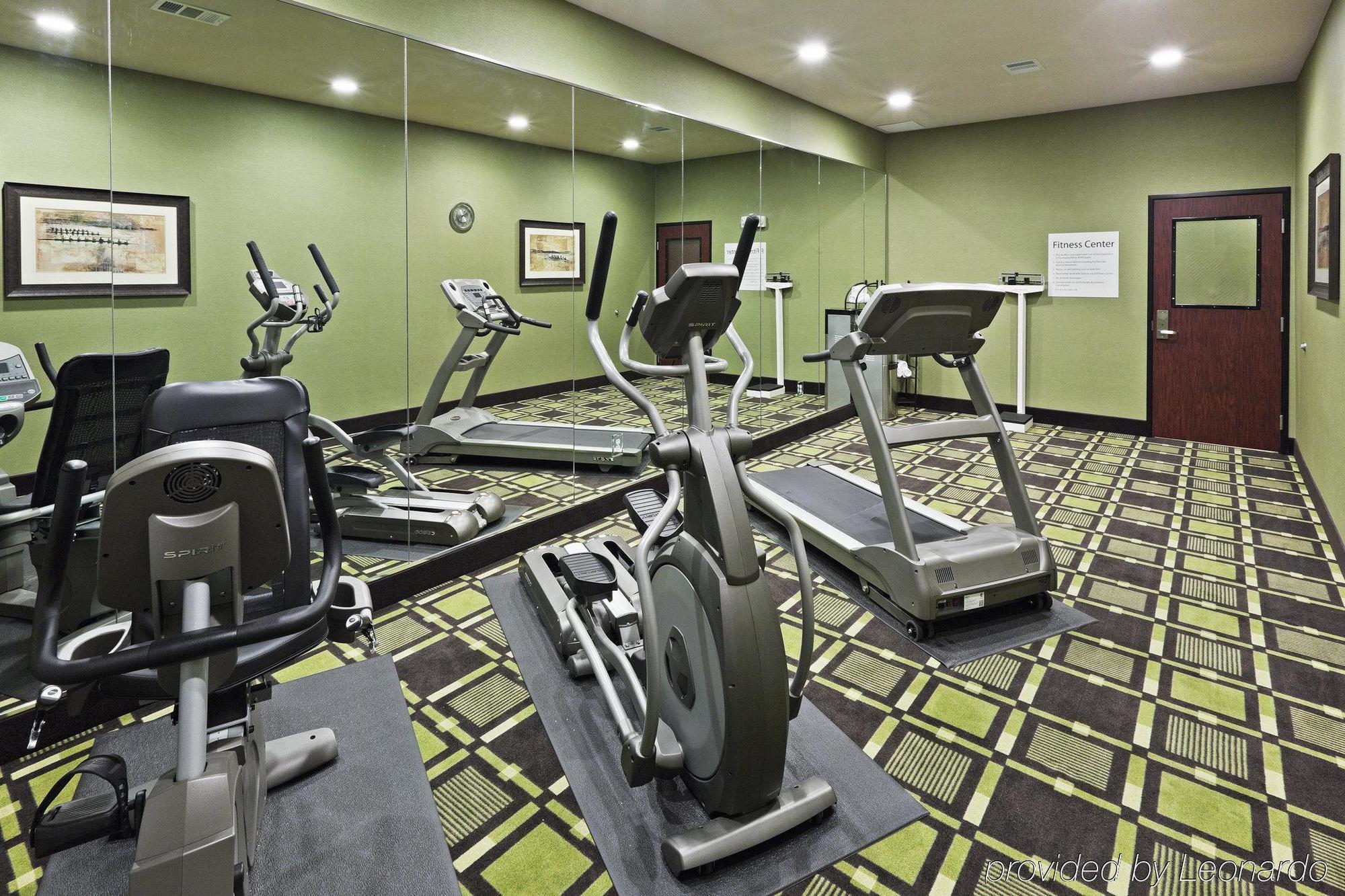 Holiday Inn Express & Suites Brady By Ihg Zařízení fotografie